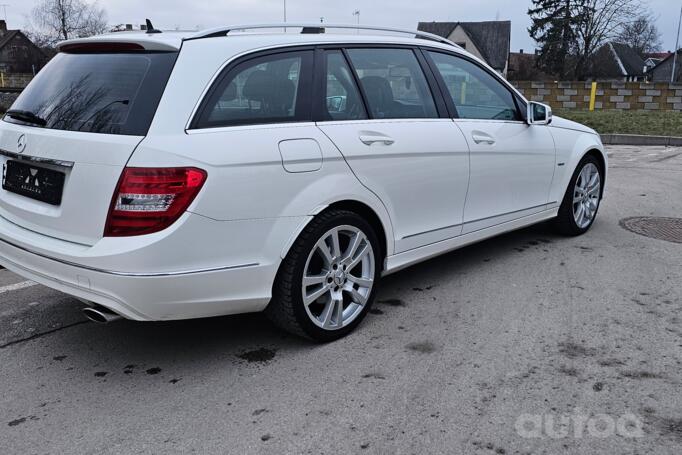 Mercedes-Benz C-Class W204/S204/C204 [restyling] Sedan 4-doors