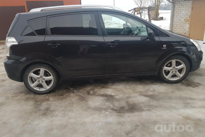 Toyota Corolla Verso 1 generation [restyling] Minivan