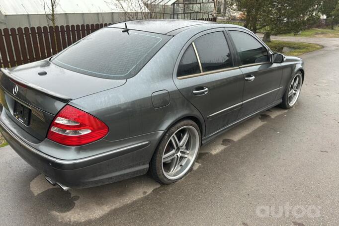 Mercedes-Benz E-klasse AMG W211 Sedan