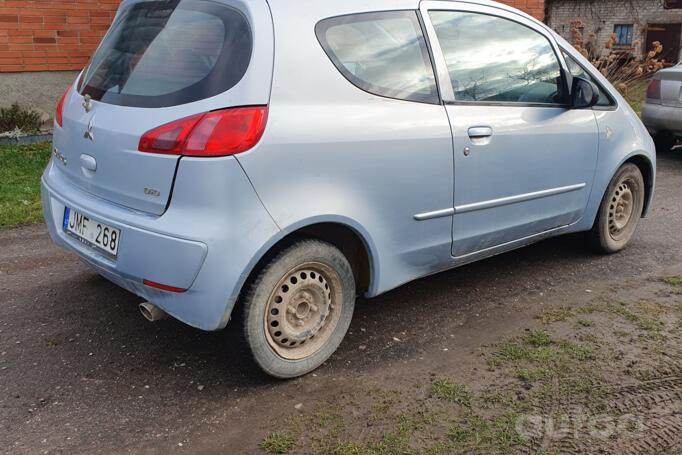 Mitsubishi Colt Z30 Hatchback 3-doors