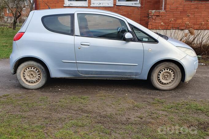 Mitsubishi Colt Z30 Hatchback 3-doors