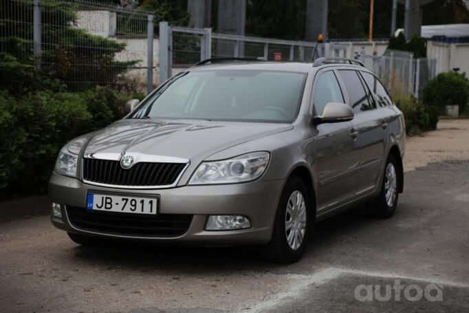 Skoda Octavia 2 generation [restyling] Combi wagon 5-doors