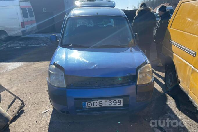 Citroen Berlingo 1 generation [restyling] First minivan