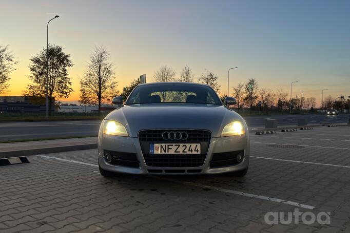 Audi TT 8J Coupe