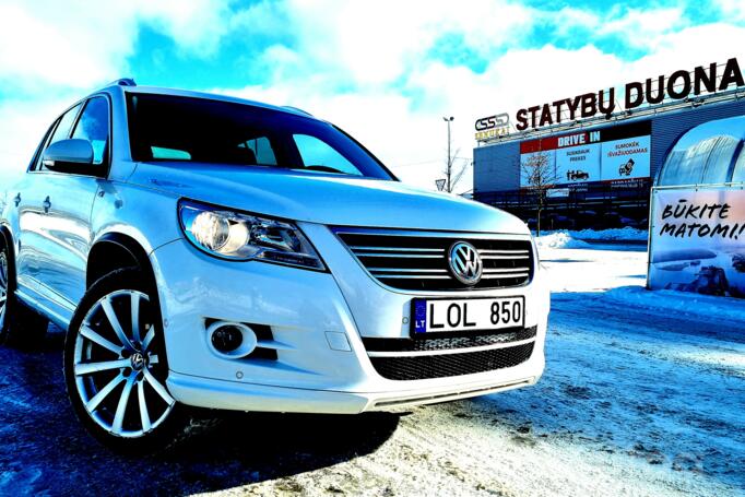 Volkswagen Tiguan 1 generation Crossover