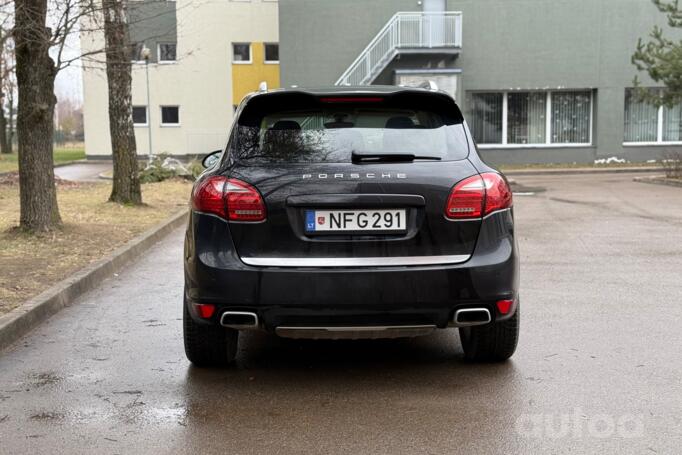 Porsche Cayenne 958 Crossover