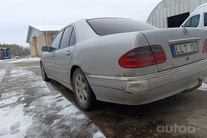 Mercedes-Benz E-Class W210/S210 [restyling] Sedan