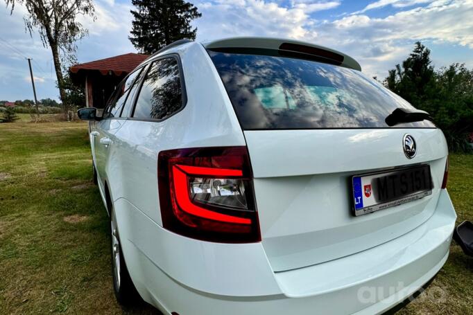 Skoda Octavia 3 generation [restyling] Combi wagon 5-doors