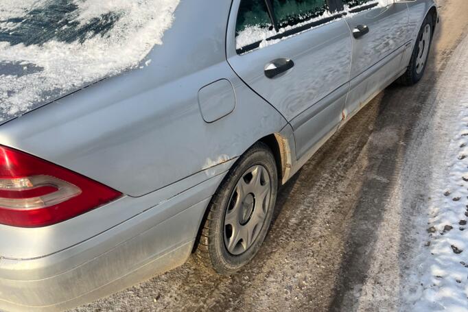 Mercedes-Benz C-Class W203/S203/CL203 Sedan 4-doors