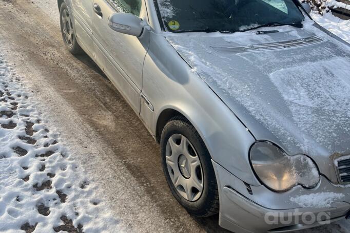 Mercedes-Benz C-Class W203/S203/CL203 Sedan 4-doors