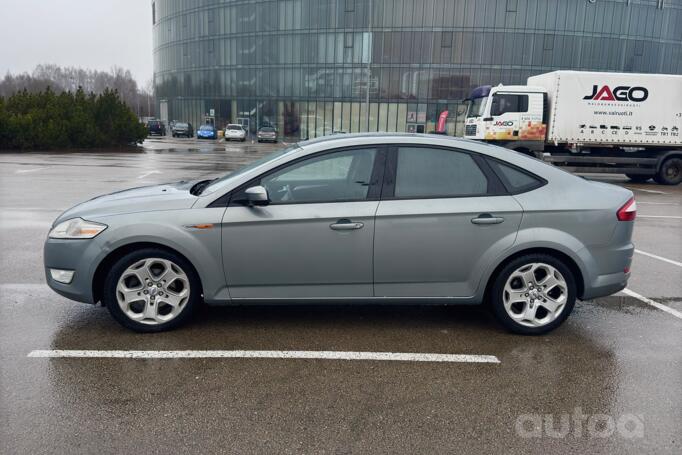 Ford Mondeo 4 generation Liftback