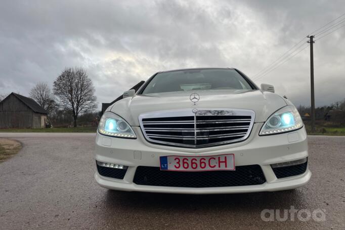 Mercedes-Benz S-Class W221 Sedan Long