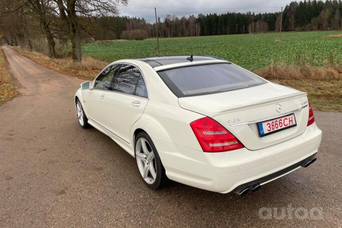 Mercedes-Benz S-Class W221 Sedan Long