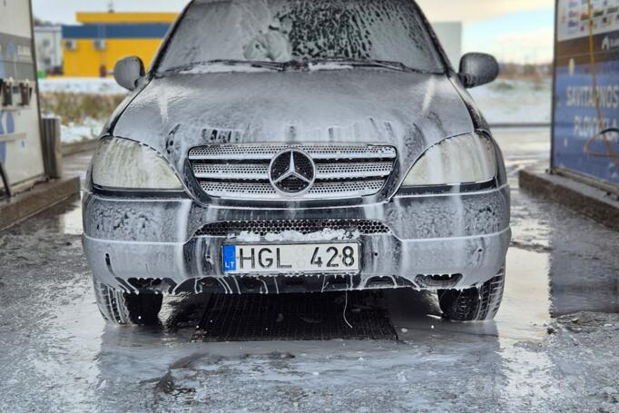 Mercedes-Benz M-Class W163 Crossover 5-doors