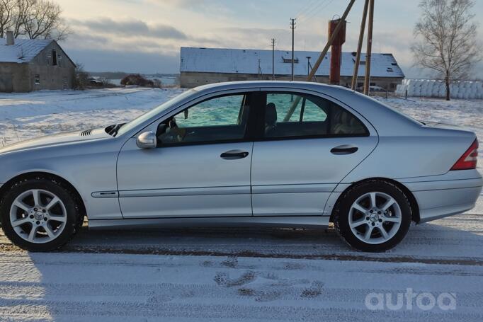 Mercedes-Benz C-Class W203/S203/CL203 [restyling] Sedan 4-doors