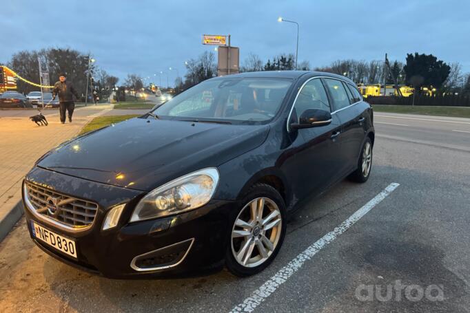 Volvo V60 1 generation wagon