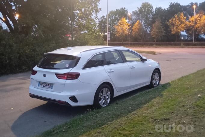 Kia Cee'd 3 generation SW wagon 5-doors