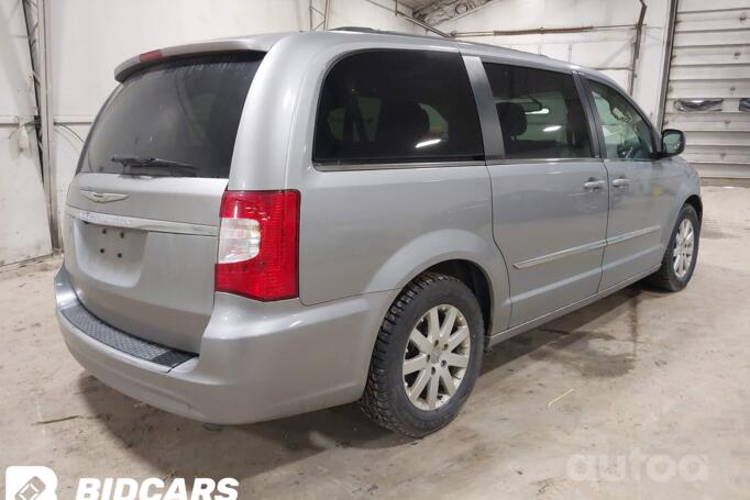 Chrysler Town & Country 5 generation [restyling]