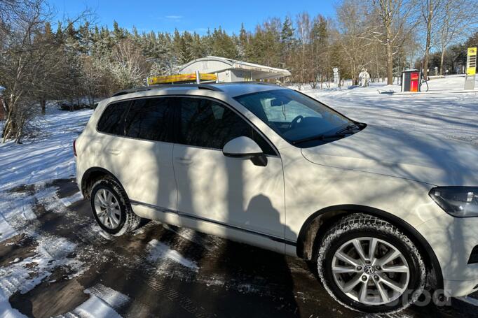 Volkswagen Touareg 2 generation Crossover