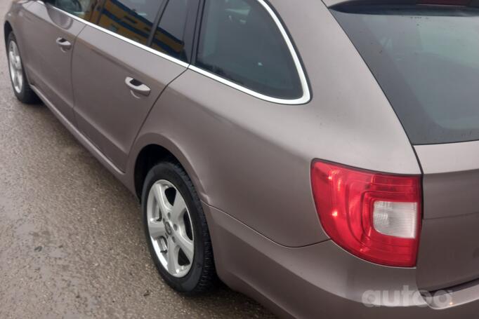 Skoda Superb 2 generation Combi wagon