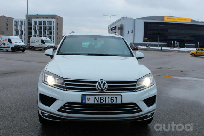 Volkswagen Touareg 2 generation [restyling] Crossover