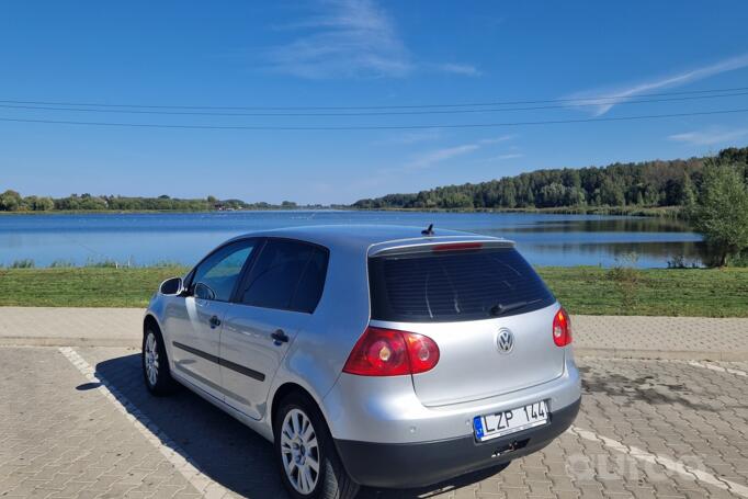 Volkswagen Golf 5 generation Hatchback 5-doors