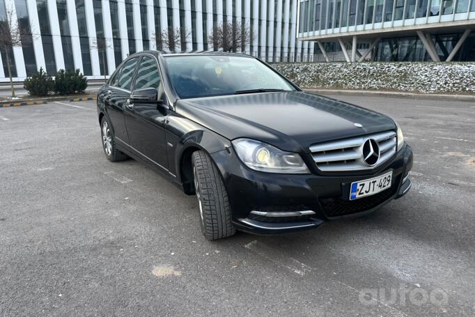 Mercedes-Benz C-Class W204/S204/C204 [restyling] Sedan 4-doors