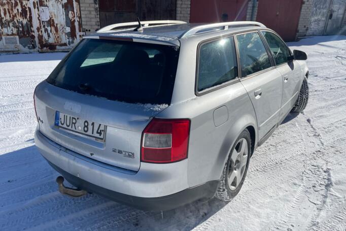 Audi A4 B6 Avant wagon 5-doors