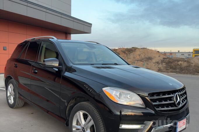 Mercedes-Benz M-Class W166 Crossover 5-doors