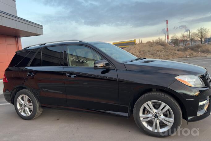 Mercedes-Benz M-Class W166 Crossover 5-doors