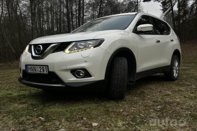 Nissan X-Trail T32 Crossover