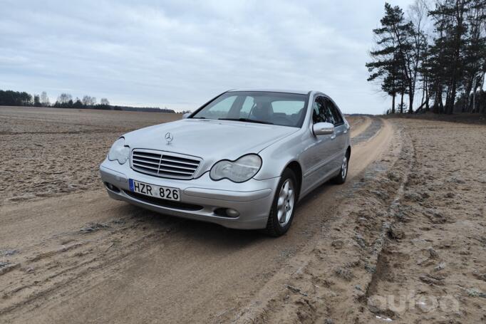 Mercedes-Benz C-Class W203/S203/CL203 Sedan