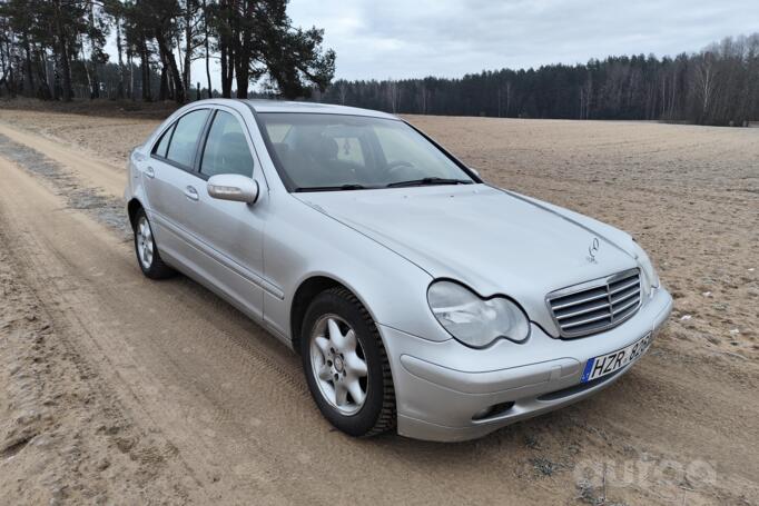 Mercedes-Benz C-Class W203/S203/CL203 Sedan