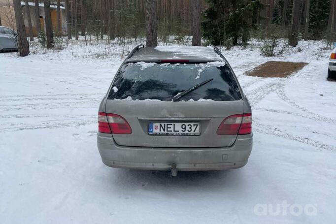 Mercedes-Benz E-Class W211/S211 wagon 5-doors