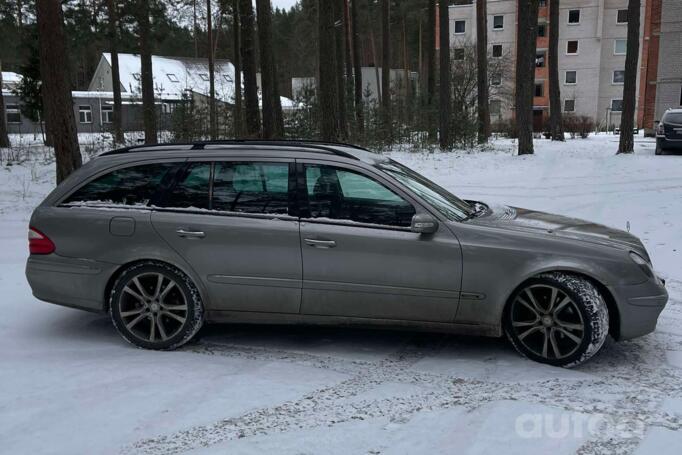 Mercedes-Benz E-Class W211/S211 wagon 5-doors