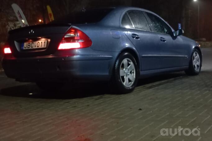 Mercedes-Benz E-Class W211 Sedan