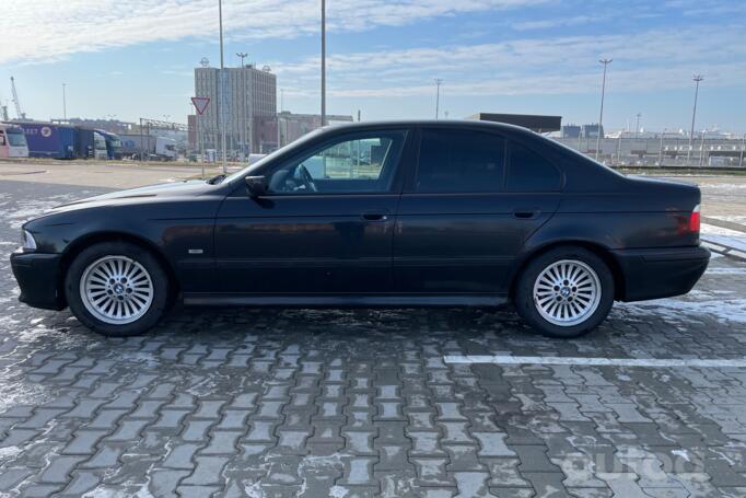 BMW 5 Series E39 Sedan 4-doors