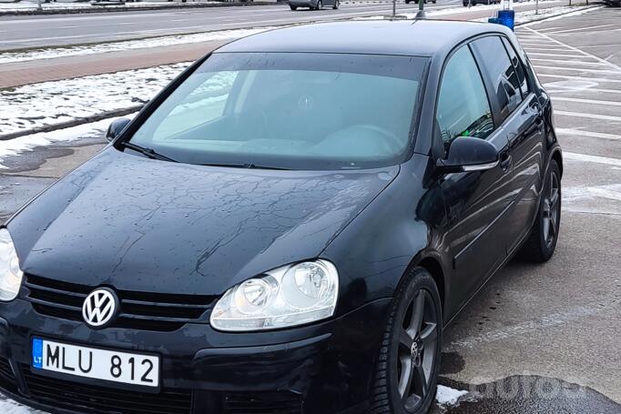 Volkswagen Golf 5 generation Hatchback 5-doors