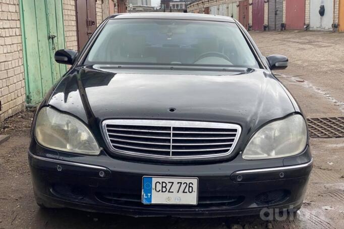 Mercedes-Benz S-Class W220 Sedan Long