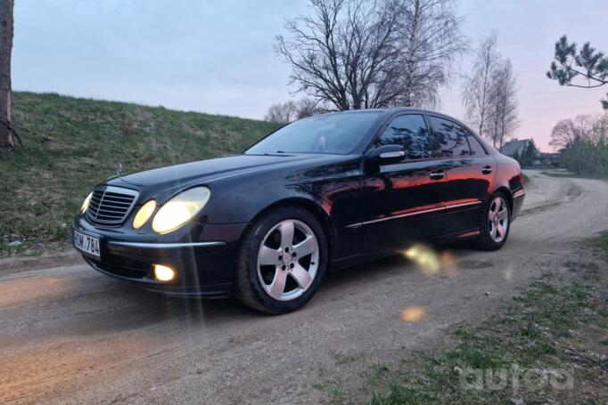 Mercedes-Benz E-Class W211 Sedan