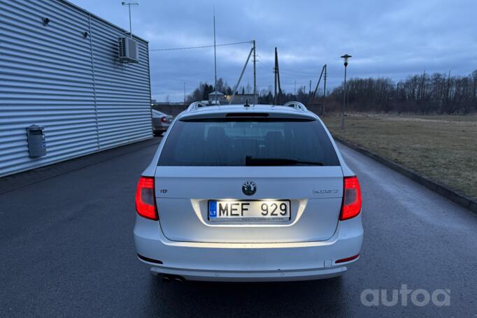 Skoda Superb 2 generation Combi wagon