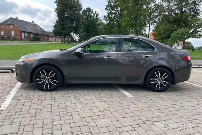 Honda Accord 8 generation Sedan 4-doors