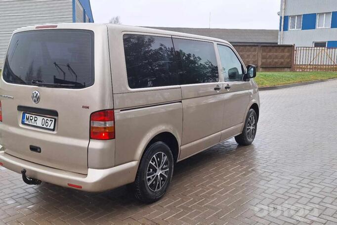 Volkswagen Transporter T5 Minivan 4-doors