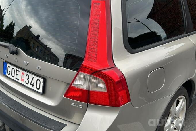 Volvo V70 2 generation [restyling] R wagon 5-doors