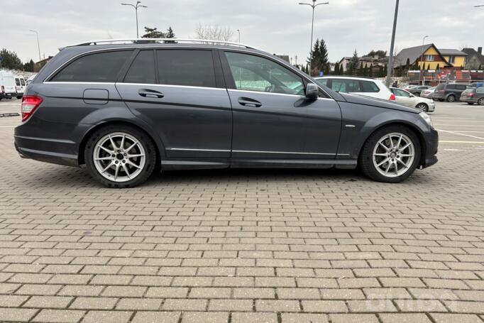 Mercedes-Benz C-Class W204/S204 wagon 5-doors