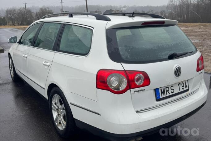 Volkswagen Passat B6 wagon 5-doors