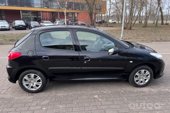 Peugeot 206 2 generation Hatchback 5-doors