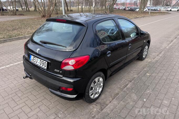 Peugeot 206 2 generation Hatchback 5-doors