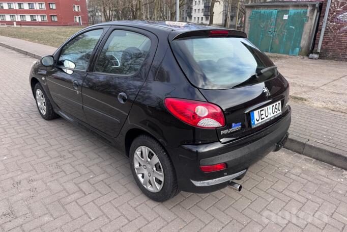 Peugeot 206 2 generation Hatchback 5-doors