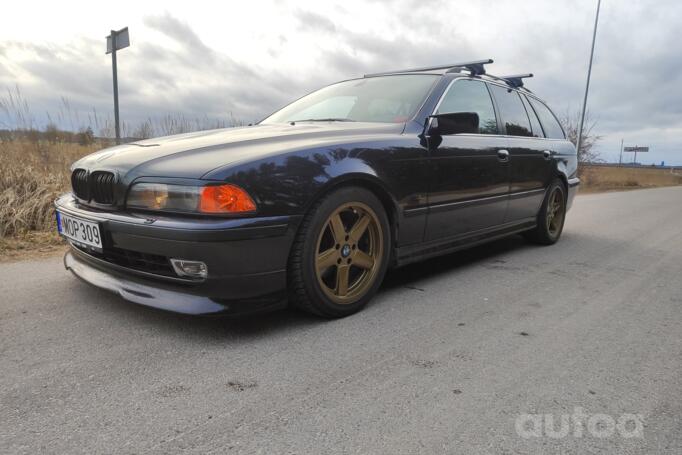 BMW 5 Series E39 Touring wagon